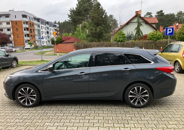 Hyundai i40 cena 53200 przebieg: 183900, rok produkcji 2016 z Leszno małe 596